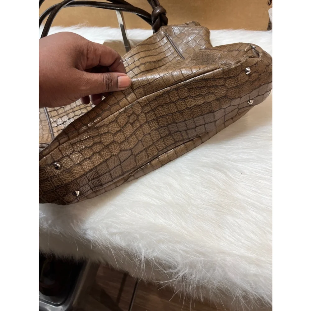 Boots N’ Bags Brown Leather Large Shoulder Handbag
PreOwned. Con - Picture 9 of 10